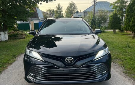 Toyota Camry, 2021 год, 3 250 000 рублей, 5 фотография