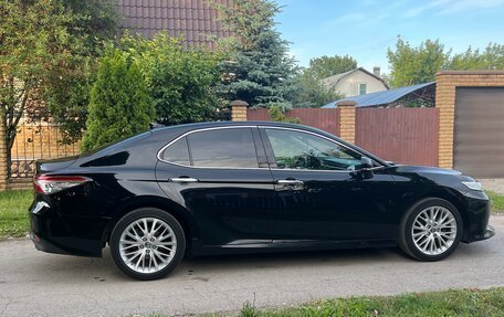 Toyota Camry, 2021 год, 3 250 000 рублей, 7 фотография
