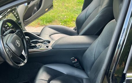 Toyota Camry, 2021 год, 3 250 000 рублей, 12 фотография