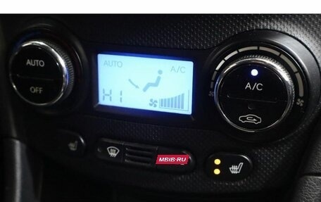 Hyundai Solaris II рестайлинг, 2011 год, 539 000 рублей, 13 фотография