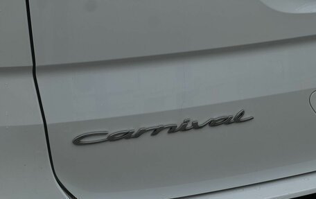 KIA Carnival, 2021 год, 3 950 000 рублей, 30 фотография