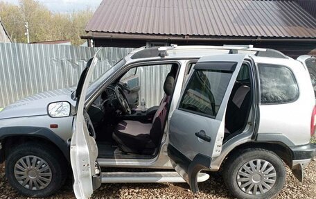 Chevrolet Niva I рестайлинг, 2005 год, 290 000 рублей, 5 фотография