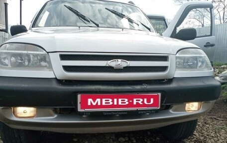 Chevrolet Niva I рестайлинг, 2005 год, 290 000 рублей, 2 фотография