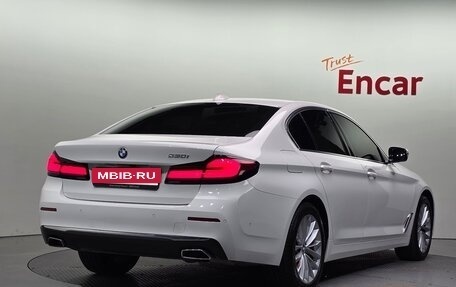 BMW 5 серия, 2022 год, 3 800 000 рублей, 2 фотография