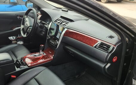 Toyota Camry, 2013 год, 1 695 000 рублей, 5 фотография