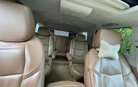 Cadillac Escalade IV, 2015 год, 3 700 000 рублей, 15 фотография