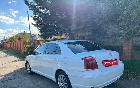 Toyota Avensis III рестайлинг, 2005 год, 545 000 рублей, 5 фотография