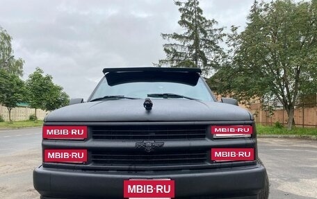 Chevrolet Tahoe II, 1999 год, 1 000 000 рублей, 10 фотография