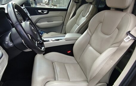 Volvo XC60 II, 2017 год, 4 100 000 рублей, 10 фотография