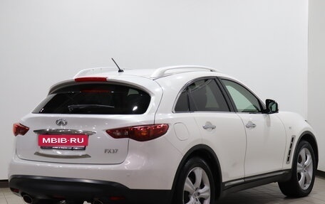 Infiniti FX II, 2011 год, 1 590 000 рублей, 5 фотография