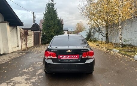 Chevrolet Cruze II, 2010 год, 690 000 рублей, 6 фотография