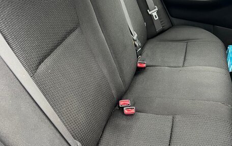 Toyota Corolla, 2004 год, 450 000 рублей, 26 фотография