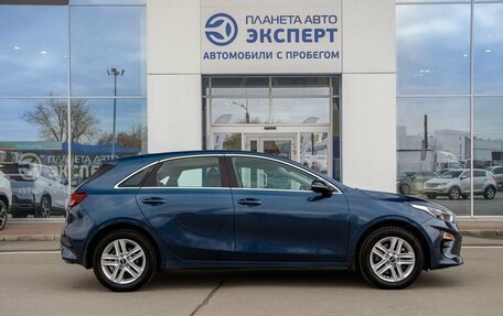 KIA cee'd III, 2019 год, 1 700 000 рублей, 4 фотография