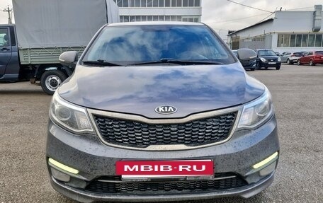 KIA Rio III рестайлинг, 2016 год, 890 000 рублей, 3 фотография