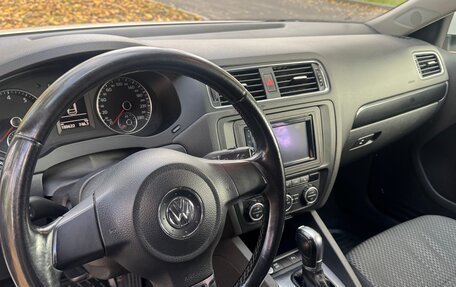 Volkswagen Jetta VI, 2012 год, 1 000 050 рублей, 12 фотография