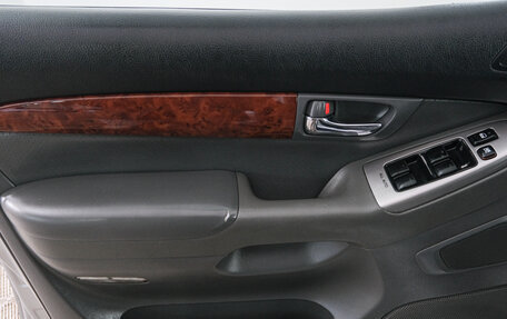 Toyota Land Cruiser Prado 120 рестайлинг, 2005 год, 1 969 000 рублей, 20 фотография