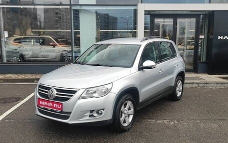 Volkswagen Tiguan I, 2010 год, 945 000 рублей, 1 фотография