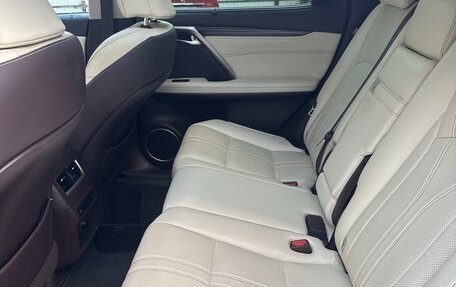 Lexus RX IV рестайлинг, 2016 год, 4 500 000 рублей, 13 фотография