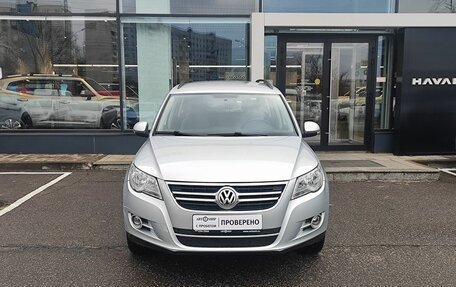 Volkswagen Tiguan I, 2010 год, 945 000 рублей, 2 фотография
