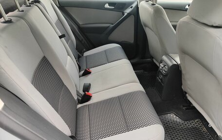 Volkswagen Tiguan I, 2010 год, 945 000 рублей, 11 фотография