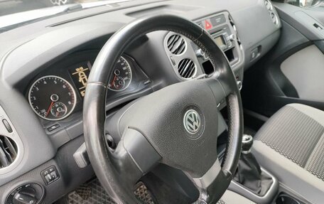 Volkswagen Tiguan I, 2010 год, 945 000 рублей, 14 фотография