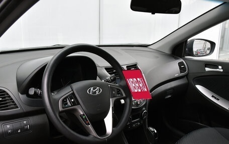 Hyundai Solaris II рестайлинг, 2016 год, 999 000 рублей, 12 фотография