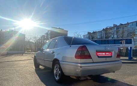 Mercedes-Benz C-Класс, 1994 год, 250 000 рублей, 5 фотография
