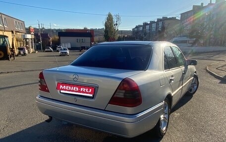 Mercedes-Benz C-Класс, 1994 год, 250 000 рублей, 4 фотография