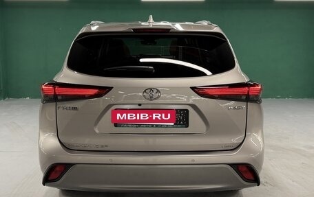 Toyota Highlander, 2025 год, 6 200 000 рублей, 10 фотография