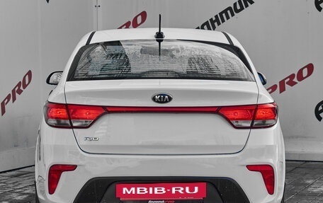 KIA Rio IV, 2018 год, 1 100 000 рублей, 8 фотография