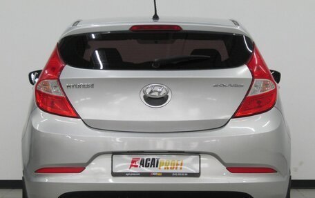 Hyundai Solaris II рестайлинг, 2015 год, 880 000 рублей, 4 фотография