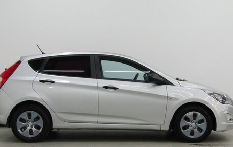 Hyundai Solaris II рестайлинг, 2015 год, 880 000 рублей, 7 фотография