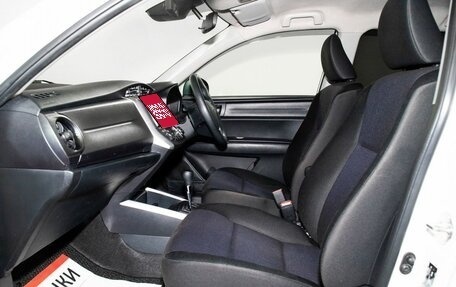 Toyota Corolla, 2019 год, 1 420 000 рублей, 6 фотография