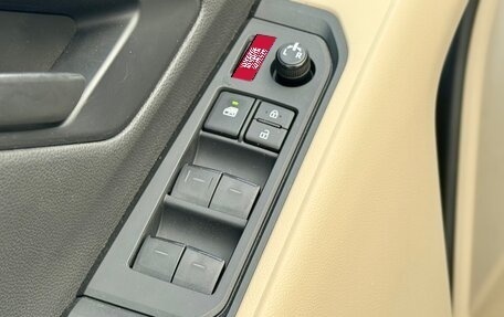 Toyota Land Cruiser, 2022 год, 9 300 000 рублей, 14 фотография