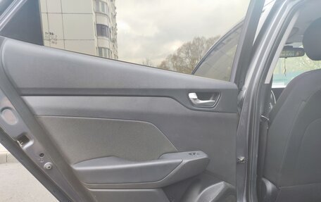 Hyundai Solaris II рестайлинг, 2021 год, 1 530 000 рублей, 18 фотография