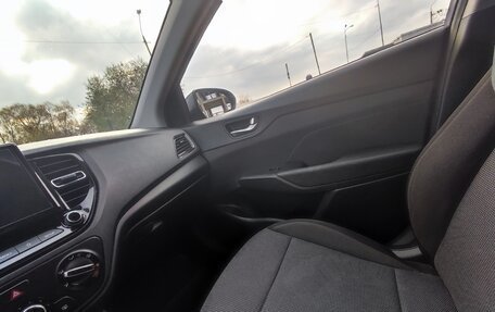 Hyundai Solaris II рестайлинг, 2021 год, 1 530 000 рублей, 20 фотография