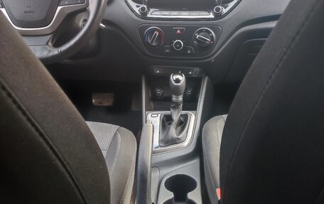 Hyundai Solaris II рестайлинг, 2021 год, 1 530 000 рублей, 19 фотография