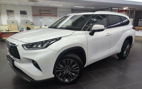 Toyota Highlander, 2025 год, 6 400 000 рублей, 1 фотография