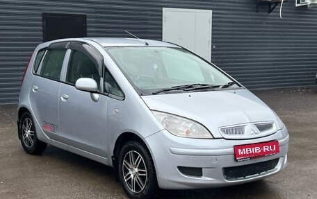 Mitsubishi Colt VI рестайлинг, 2003 год, 350 000 рублей, 1 фотография