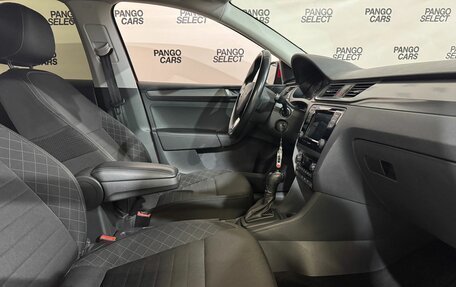 Skoda Rapid I, 2018 год, 990 000 рублей, 15 фотография