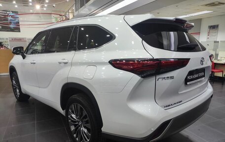 Toyota Highlander, 2025 год, 6 400 000 рублей, 7 фотография