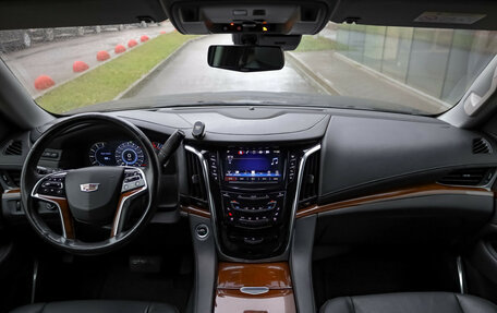 Cadillac Escalade IV, 2018 год, 4 650 000 рублей, 10 фотография