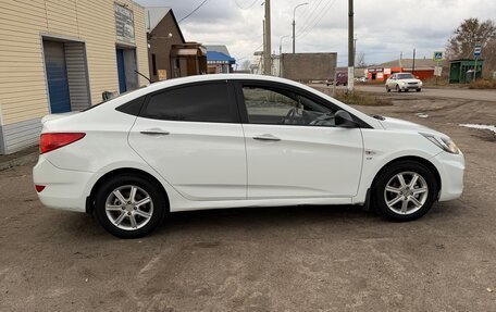 Hyundai Solaris II рестайлинг, 2014 год, 1 050 000 рублей, 8 фотография