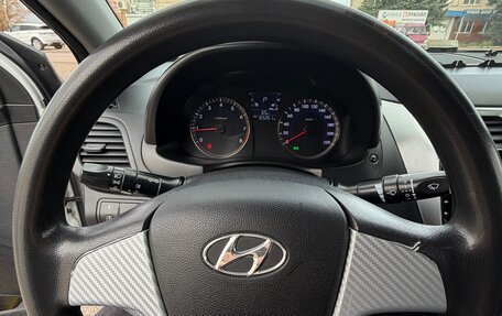 Hyundai Solaris II рестайлинг, 2014 год, 1 050 000 рублей, 15 фотография