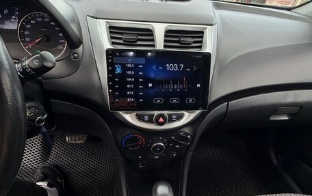 Hyundai Solaris II рестайлинг, 2014 год, 1 050 000 рублей, 16 фотография