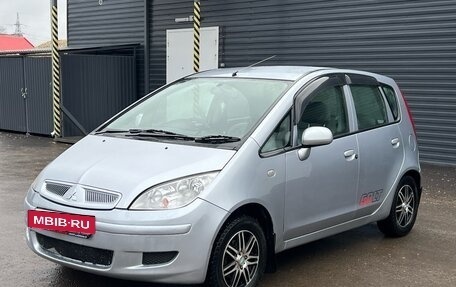 Mitsubishi Colt VI рестайлинг, 2003 год, 350 000 рублей, 3 фотография