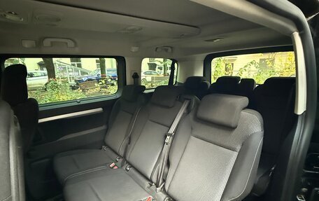 Peugeot Traveller I, 2019 год, 2 500 000 рублей, 4 фотография