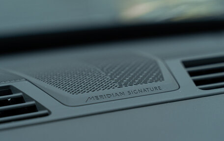 Land Rover Range Rover IV рестайлинг, 2024 год, 25 995 000 рублей, 30 фотография