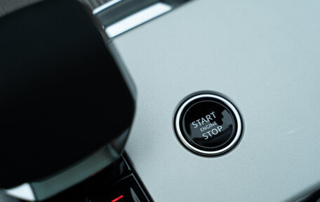 Land Rover Range Rover IV рестайлинг, 2024 год, 25 995 000 рублей, 37 фотография