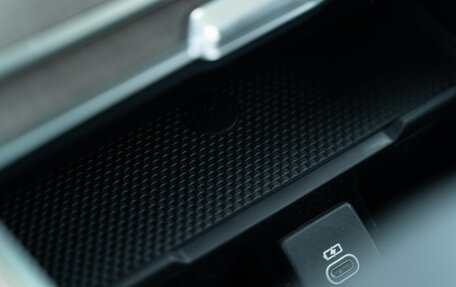 Land Rover Range Rover IV рестайлинг, 2024 год, 25 995 000 рублей, 40 фотография